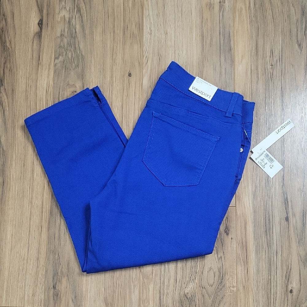 Westport Signature Fit Mid Rise Blue Capri